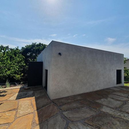 House G Villa Dekani Exterior photo